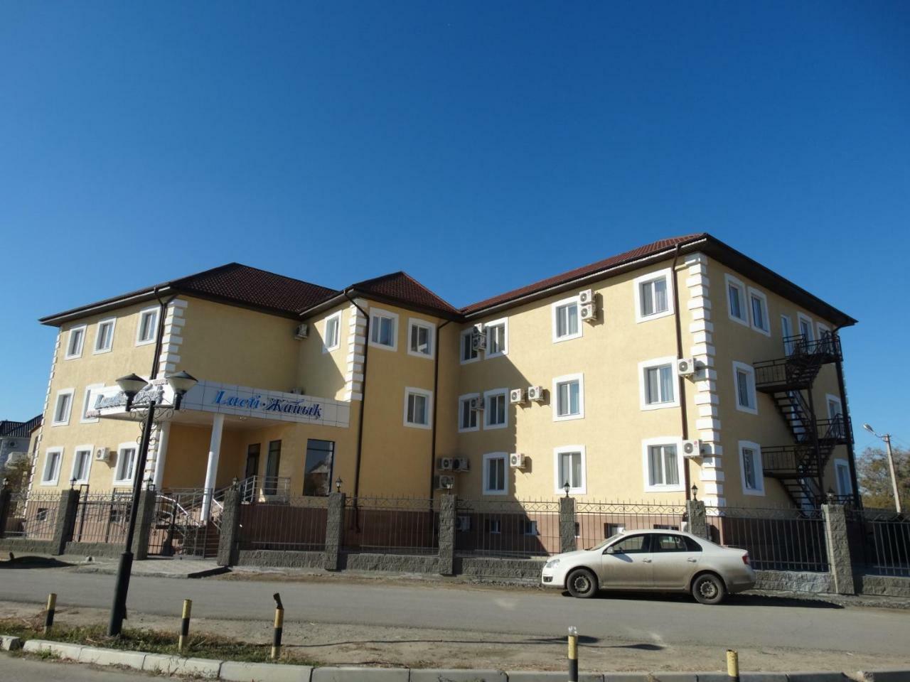 Hotel Laeti-Zhaiyk أتيراو المظهر الخارجي الصورة
